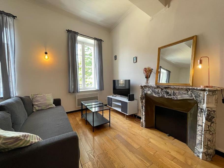 קרקסון L'Appartement Tomey Avec Parking מראה חיצוני תמונה