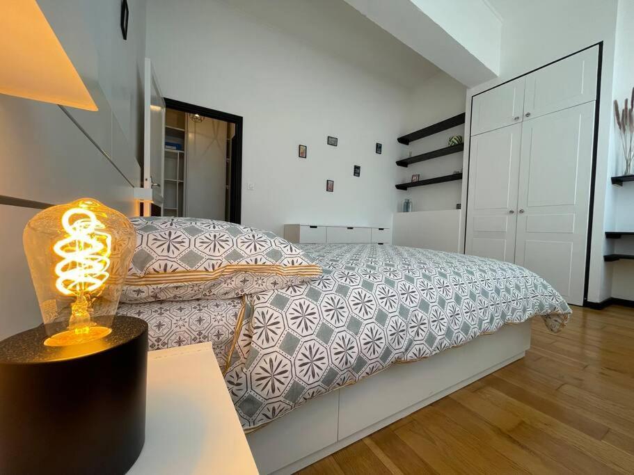 קרקסון L'Appartement Tomey Avec Parking מראה חיצוני תמונה